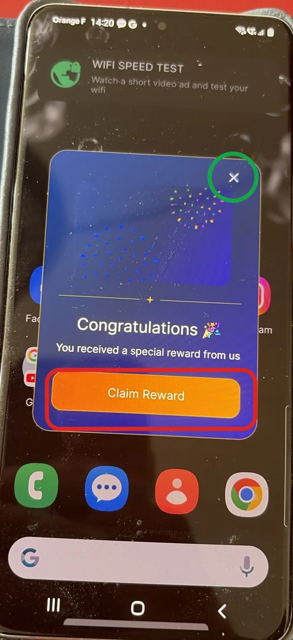 Fausse récompense « Congratulations, Claim Reward » affichée sur un Samsung Galaxy